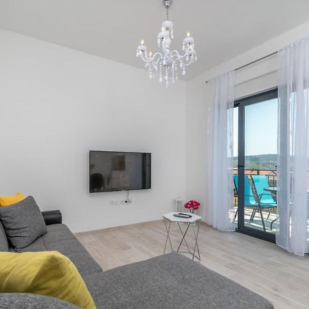Apartman Pjer Τρογκίρ Εξωτερικό φωτογραφία
